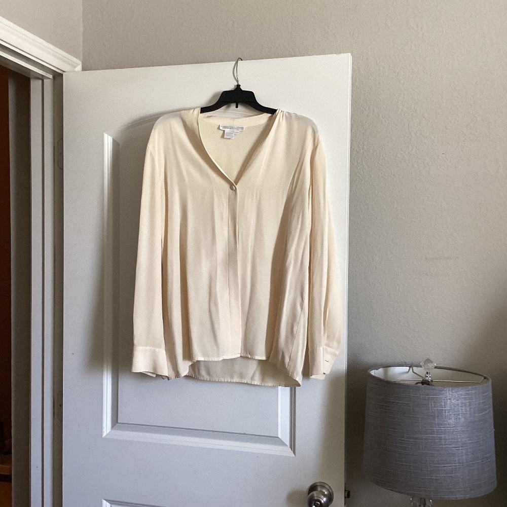 Preston & York cream colored long sleeve womens blouse